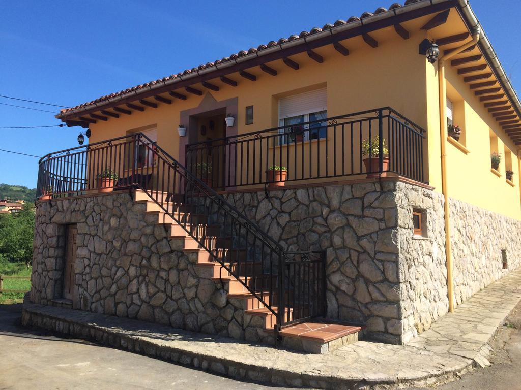 Gasthaus Casa Mariana Llames de Parres Exterior foto